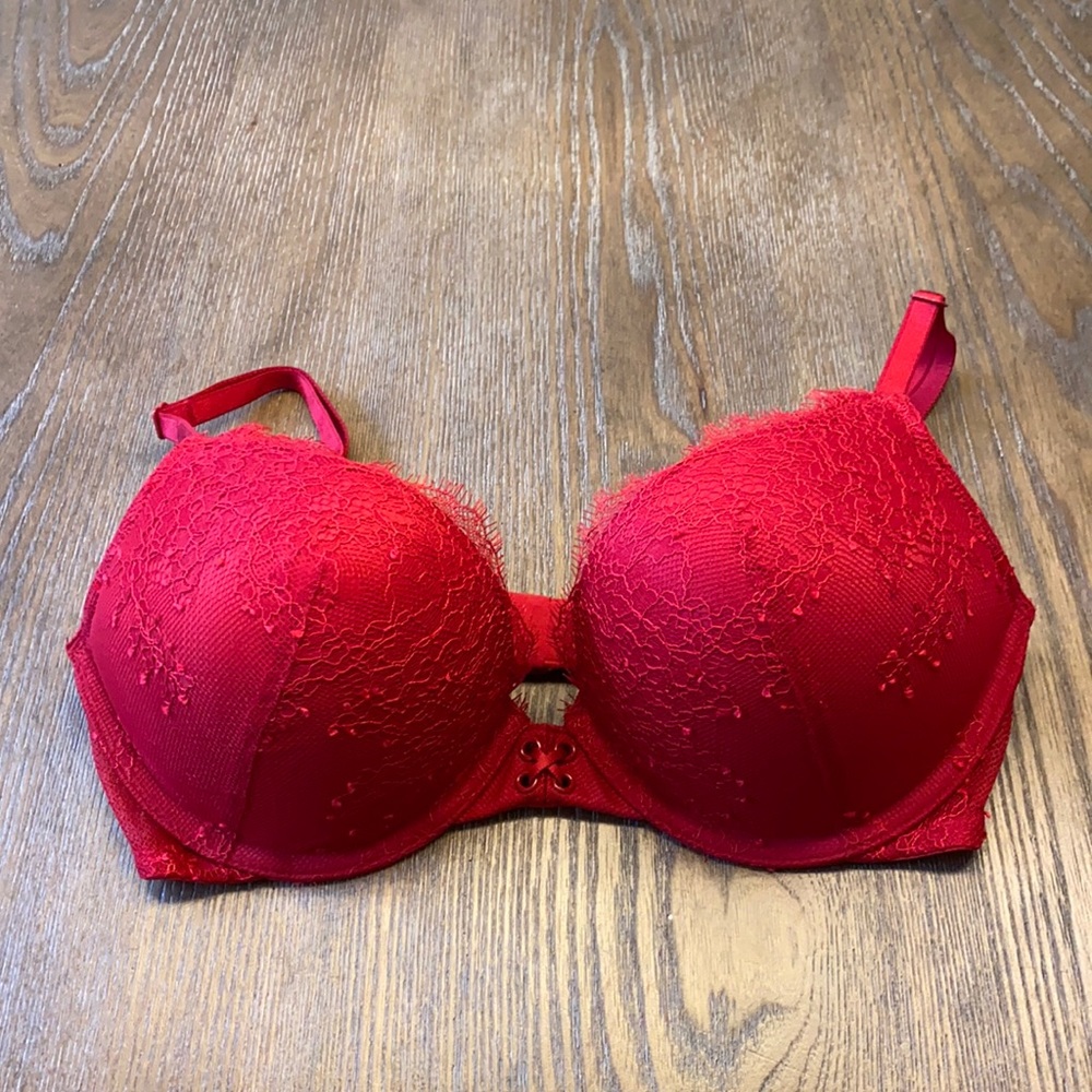 Victoria’s Secret Bombshell Bra